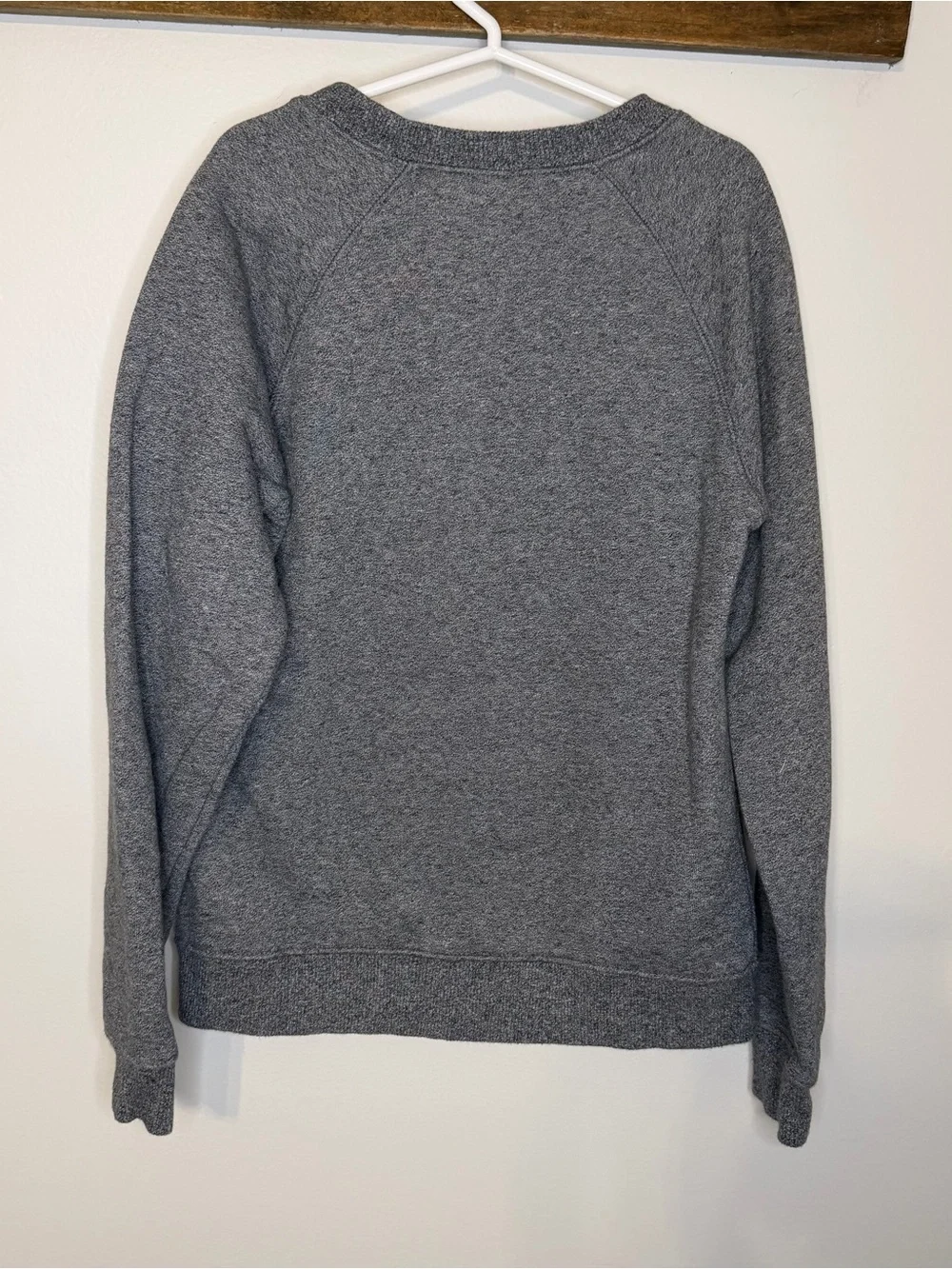 Disney Parks Walt Disney World Mickey Mouse Gray Sweatshirt Youth Size 7/8